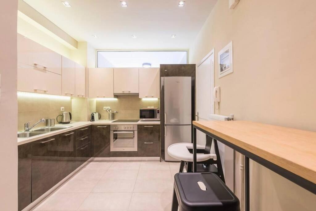 Syntagma H&B Apartment Athen Exterior foto
